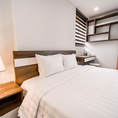 T&B Housing Aparthotel Hanoi Buitenkant foto