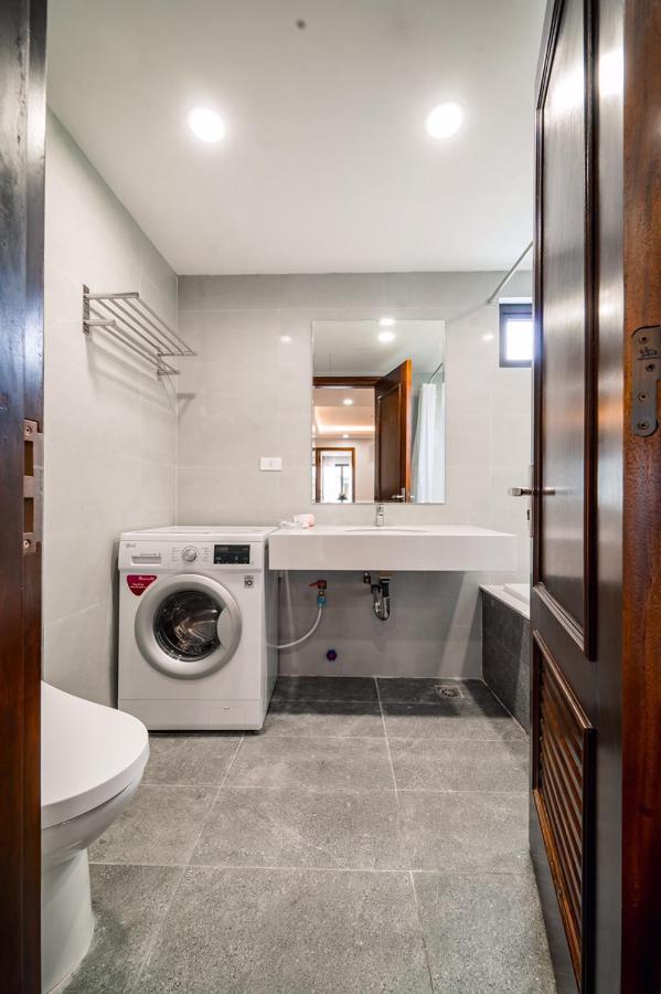 T&B Housing Aparthotel Hanoi Buitenkant foto